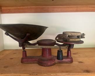 Howe Co. Cast Iron Balance Scale