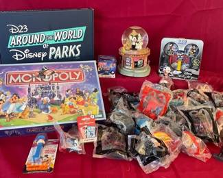 Disney Themed Collectables Memorabilia