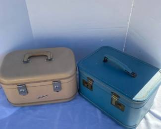 Skyliner Cosmetic Travel Case