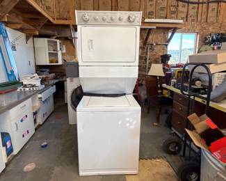 Whirlpool WET4027EW0 Electric Stacked Washer and Dryer