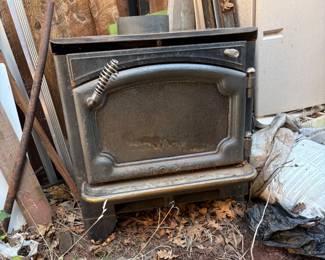 LOPI Cast Iron and Steel Wood-Burning Stove