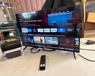 Hisense 32" TV and More