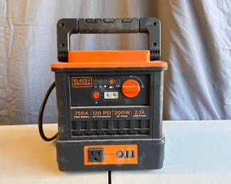 Black + Decker JS75C2PB Jump Starter and Power Station