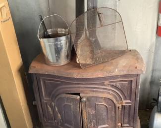 Wood Burning Stove, Stovepipe