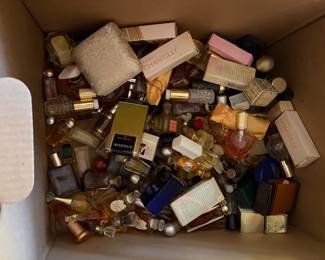 Miniature bottles