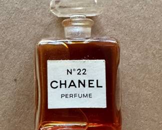 Chanel No. 22