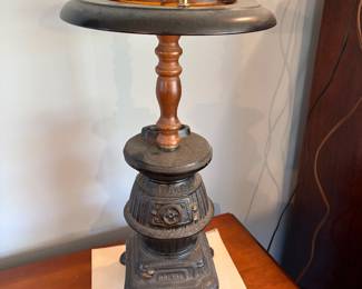 Vintage potbelly cigarette stand/ashtray