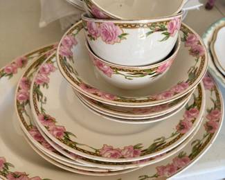 Vintage dinnerware