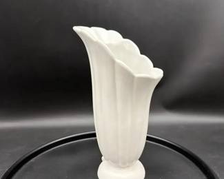 Abingdon Fluted Vase