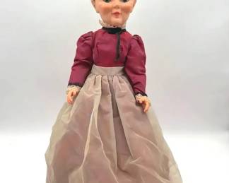 Grannykins Grandma Doll 19 Inch