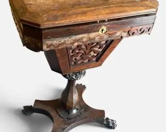 19thCentury Victorian Ladys Work or Vanity Table
