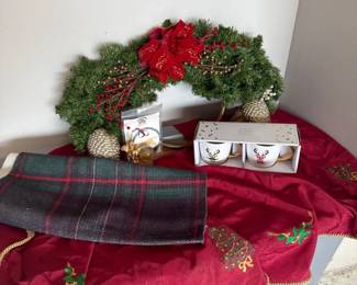 Christmas Decor Trumpet Wreath Tree Skirt Rug Ornaments Mugs