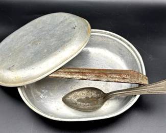 Vintage U.S. MilitaryIssue Mess Kit