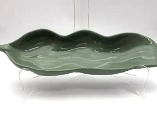 Abingdon Pottery Leaf Bowl