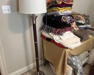 Floor lamp