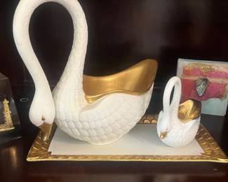 Swans by L’Objet