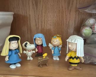 Peanuts nativity