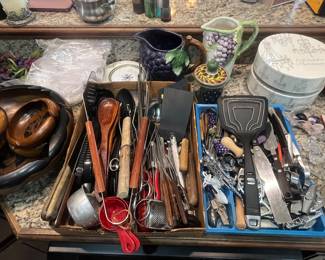 Kitchen utensils 