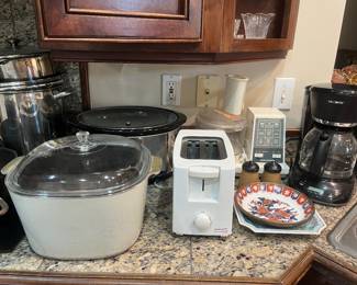Kitchen appliances 