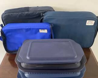 Pyrex Portables Travel Lot Lidded Casseroles W Thermal Carry Cases