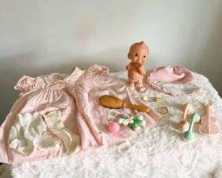 Vintage Alan Jay Angry Fighting Baby Squeak Toy Baby Layette Set