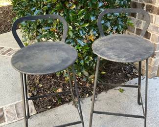 Dialing Metal Patio Stools