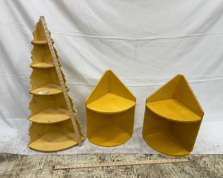 Three corner shelves