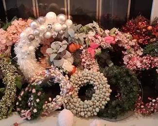 Ultimate Seasonal Wreaths Lot
