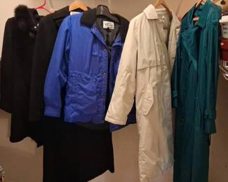 Ladies Heavyweight Coats (s/m)