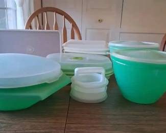 Tupperware Lot