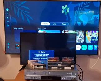 2 TVs & DVD/ VCR Player Lot