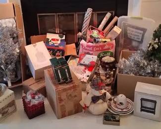 Mystery Christmas Lot
