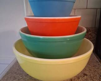 Pyrex Primary Colors Bowls