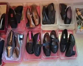 Womens Dress Shoes (sz 6)
