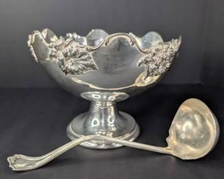 MT001 Silver Plated Ladle and Pedestal Fruit Bowl