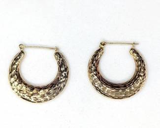 AM002 14K Gold Diamond Cut Hoop Earrings Hollow
