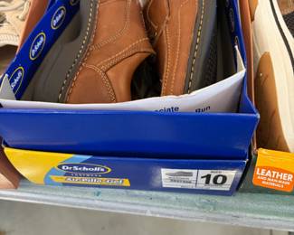 Dr. Scholl's men's leather shoes, new in box.