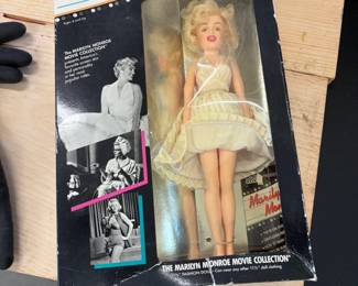 Marilyn Monroe Seven Year Itch collector doll, in original box.