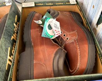 Thom McAn men's leather shoes, new in box. Wide width.