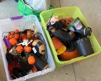 Halloween decor: witch hats, pumpkins, black cats, skulls, and more.