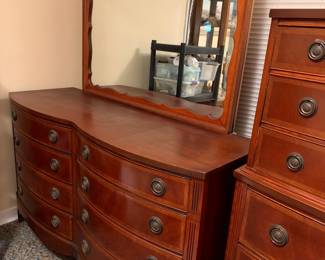 5 Piece Bedrooms Set Dresser Chest, Headboard, 2 Nightstands