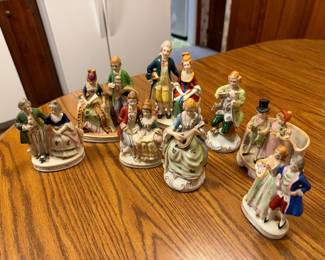 Ceramic figurines