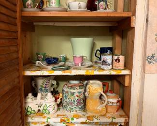 Ceramic & porcelain dishes