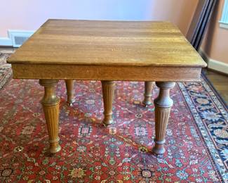 Quarter Sawn Oak Expanding Dining Table