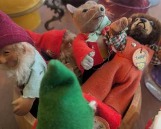 Steiff dolls