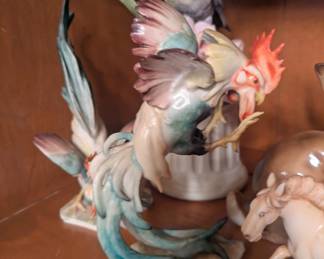 Porcelain set of Hutschenreuther Fighting Rooster by Hans Achtziger