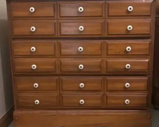 Vintage Wood Chest of Drawers 3 Drawers