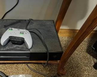 Microsoft Xbox One Console with Controller, Headset Accessories