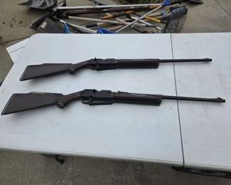 2 DaisyStyle PumpAction BB Woodgrain Stocks