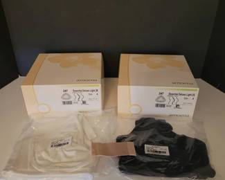Amoena Breast Prostheses Pair New Classique Bras Sz 36B
